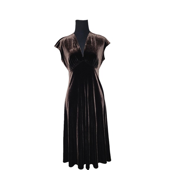 Lizzatti Dresses & Skirts - Lizzatti Dark‎ Brown Velour V Neck Sleeveless A Line Dress Size 8